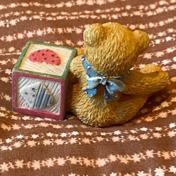 Vintage 1995 Priscilla Hillman Y Alphabet Bear Cherished Teddies - Picture 2 of 5